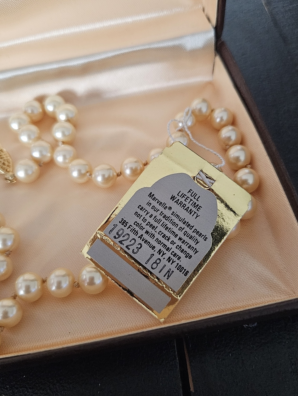 Marvella NWT Cream Pearl Necklace Vintage Original Packaging Granny Regency - Picture 3 of 4